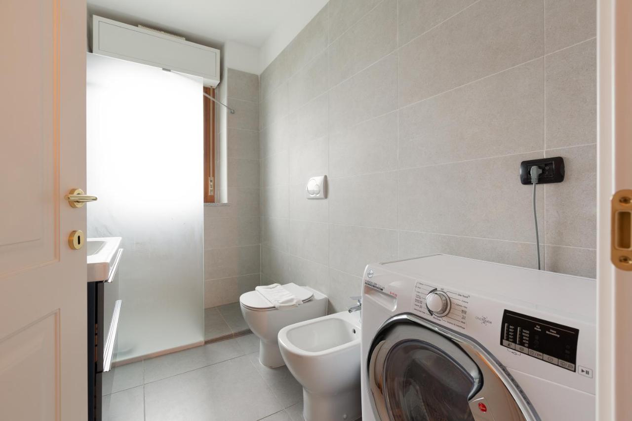 Milan Comfy Apartment X3 - With Balcony エクステリア 写真