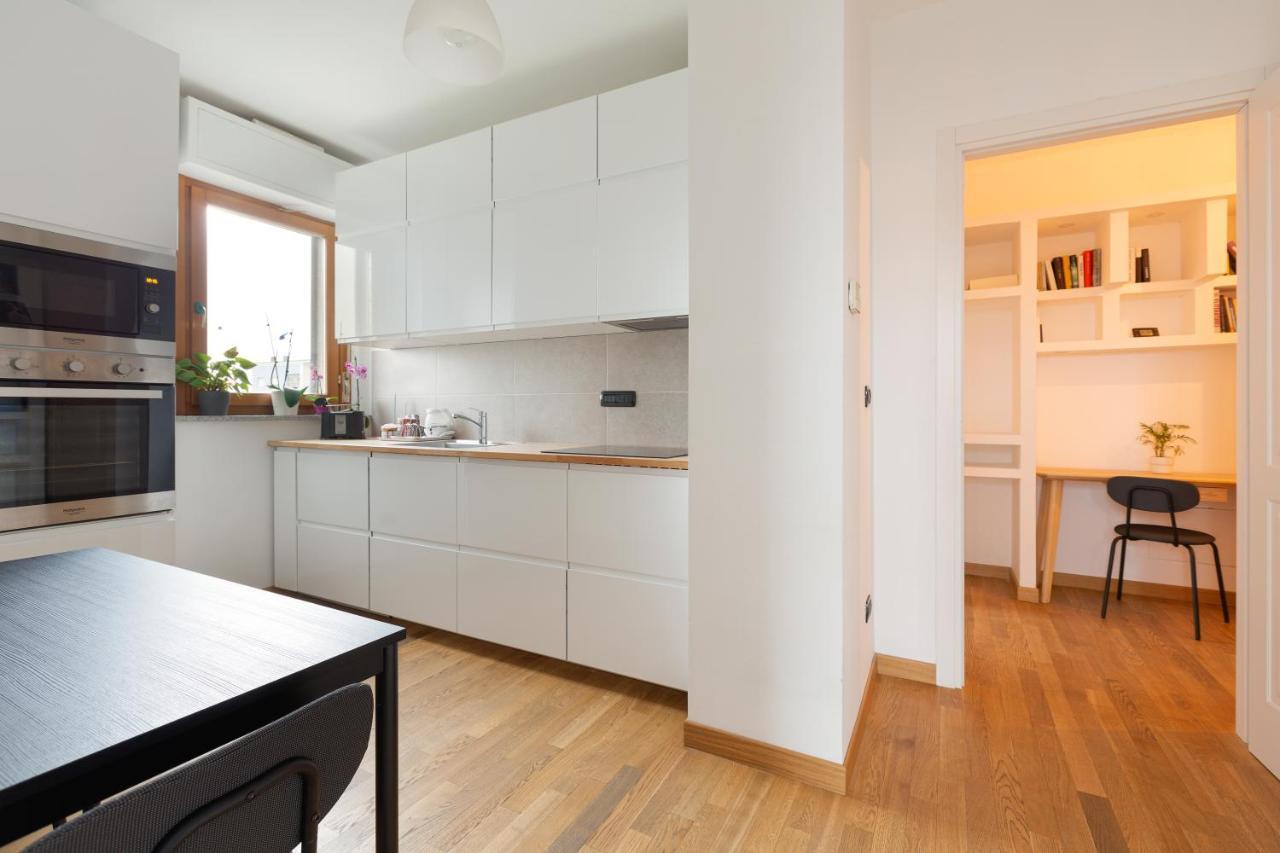 Milan Comfy Apartment X3 - With Balcony エクステリア 写真